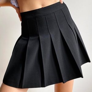 Aritzia Sunday Best Olive Skirt